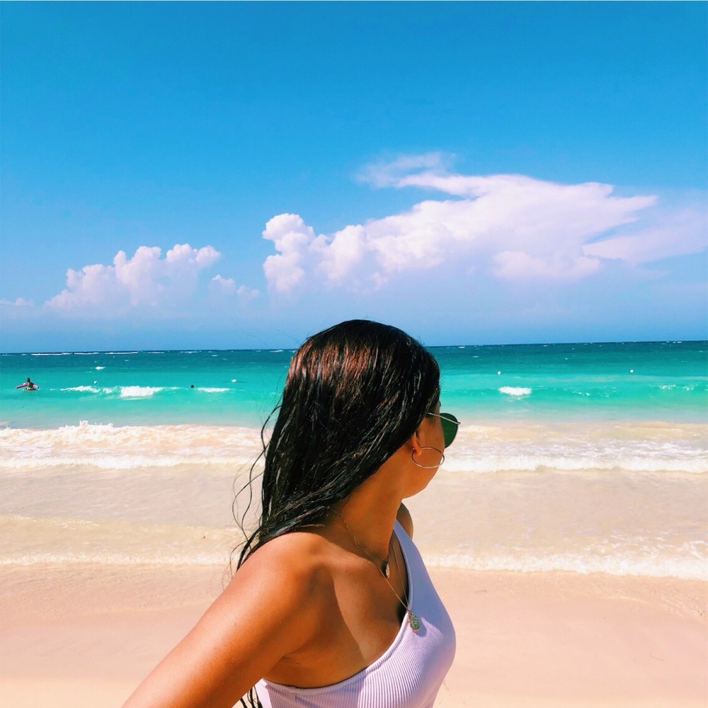 Meet your Posher, Ally